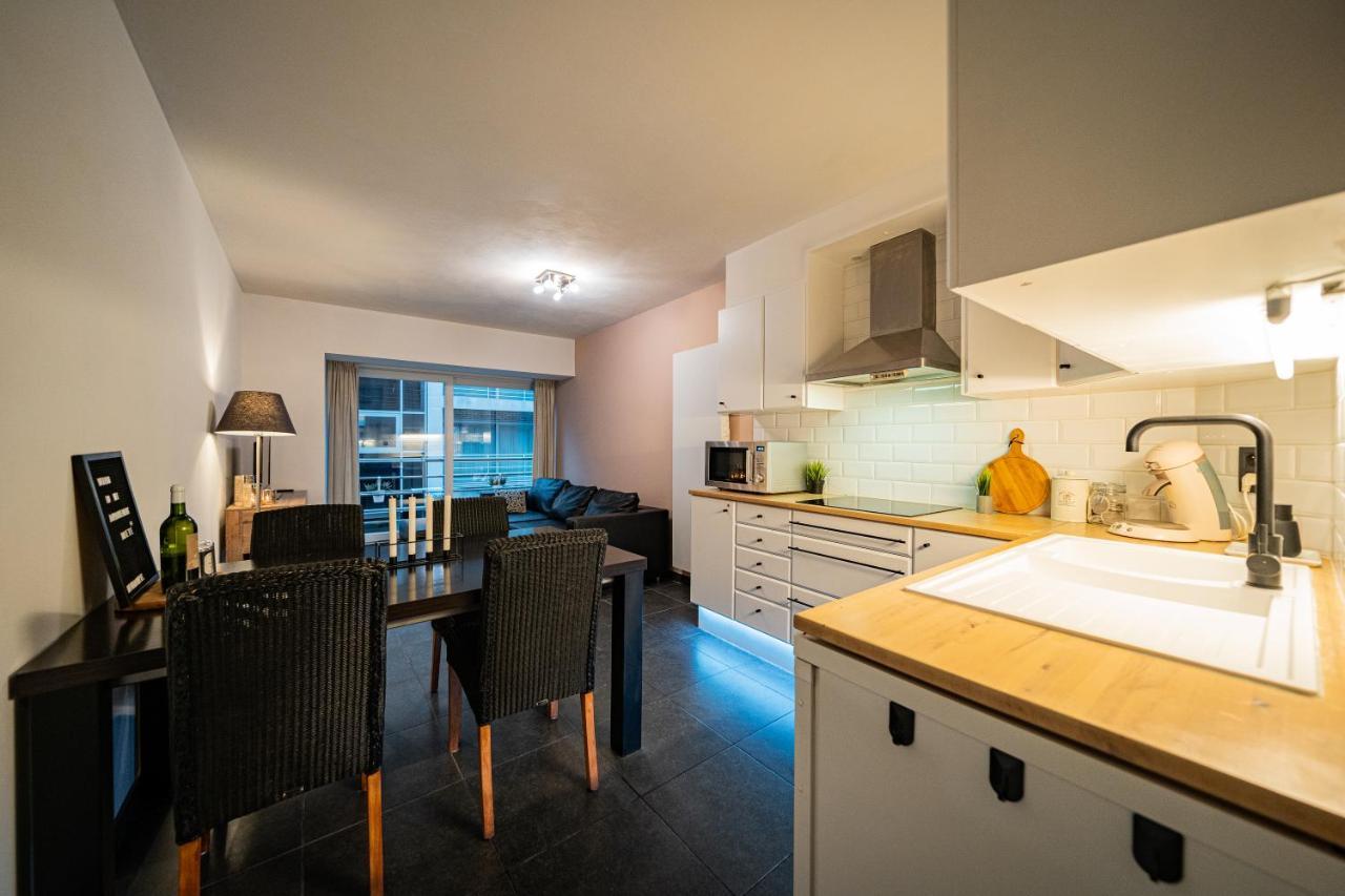 Appartement Miete - Dichtbij Strand En Winkels Bredene Zewnętrze zdjęcie